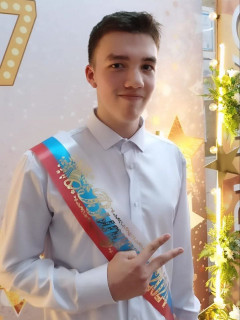 Гололобов